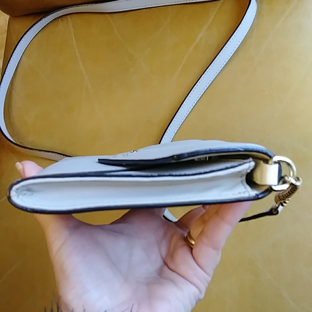 Kate Spade genuine leather crossbody bag envelope purse - Picture 5 of 11